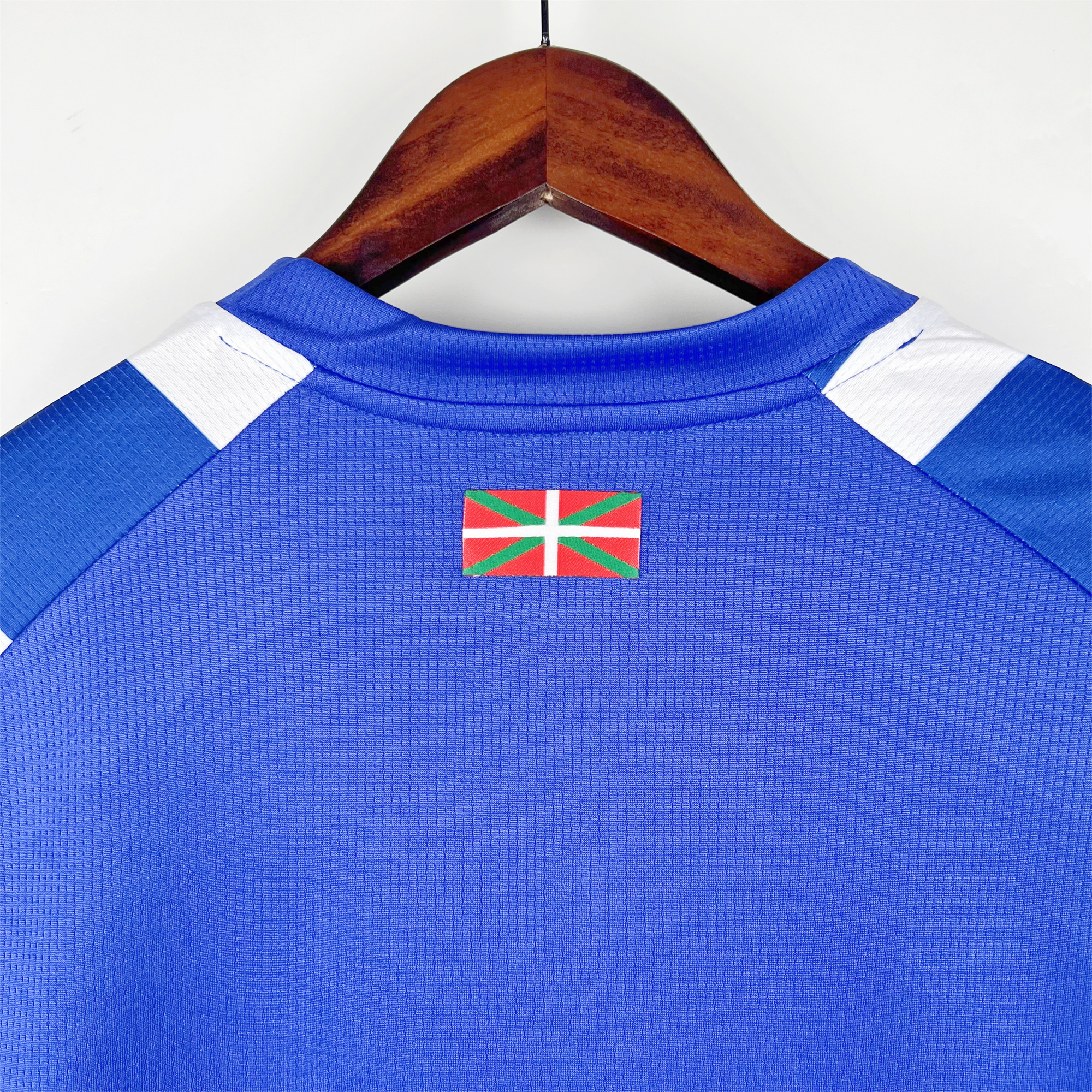 Deportivo Alavés 23-24 Home Stadium Jersey - Fans Version