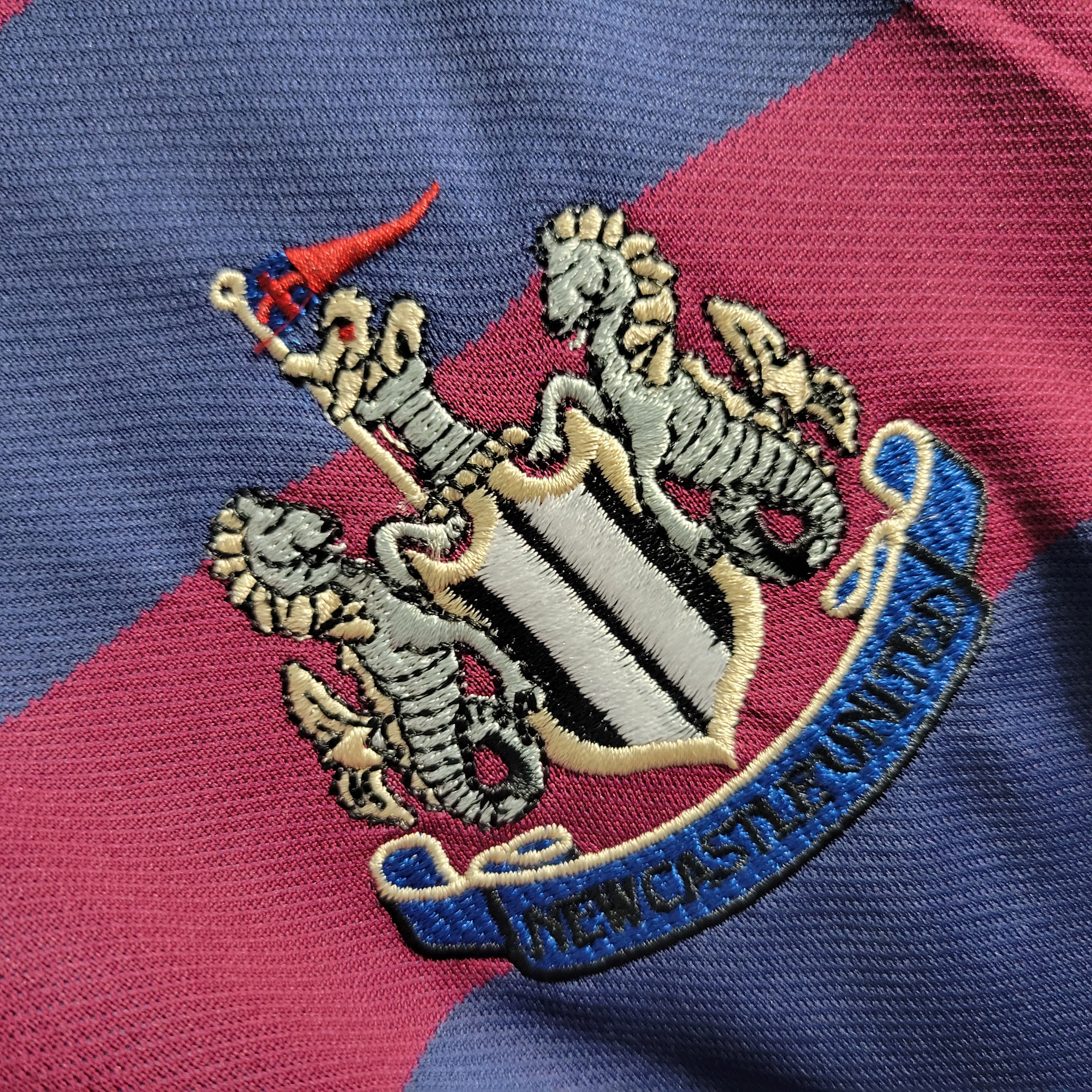 Retro Newcastle United 1995-96 Away Stadium Long Sleeve Jersey