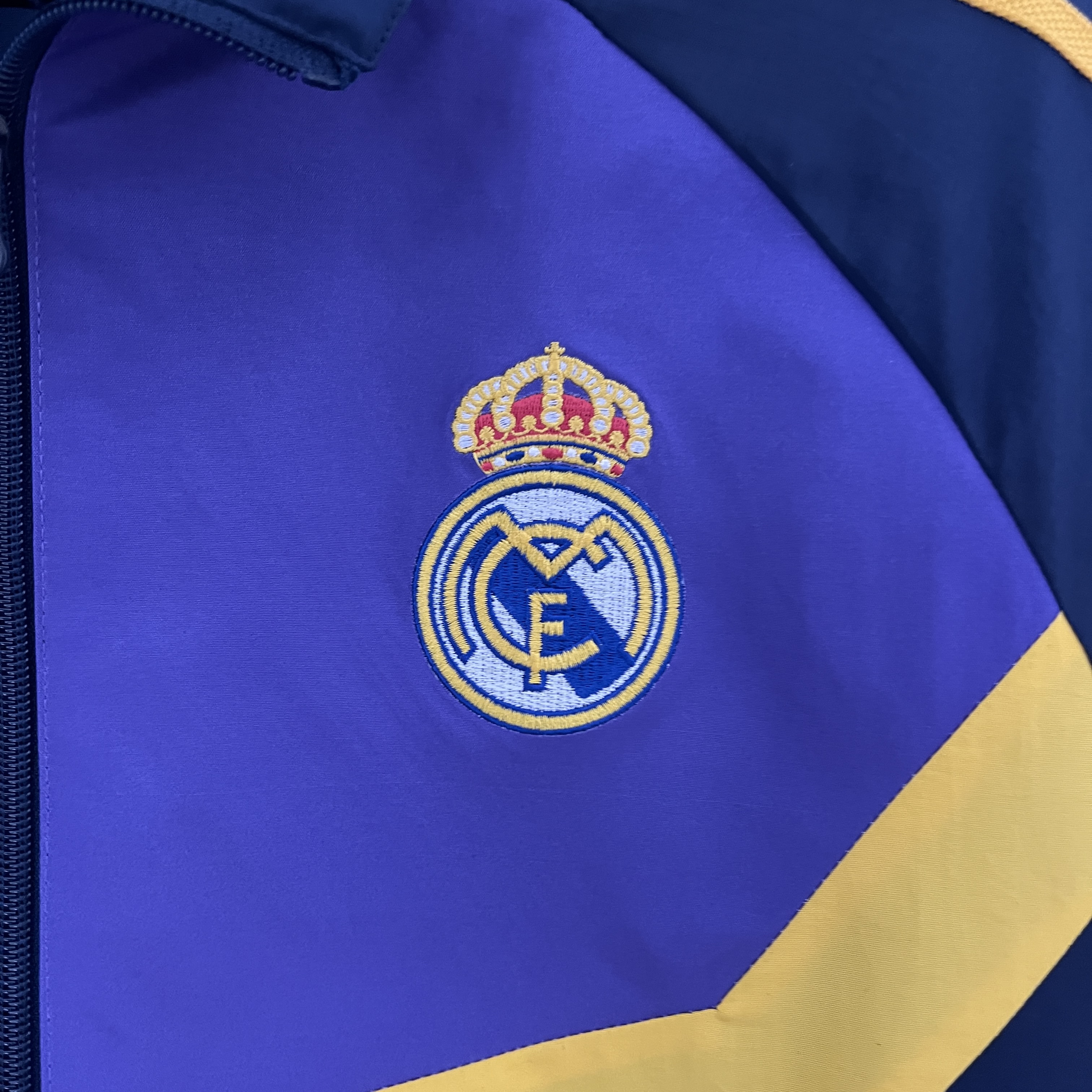 Real Madrid 23-24 Double Sided Windbreaker - Royal Blue
