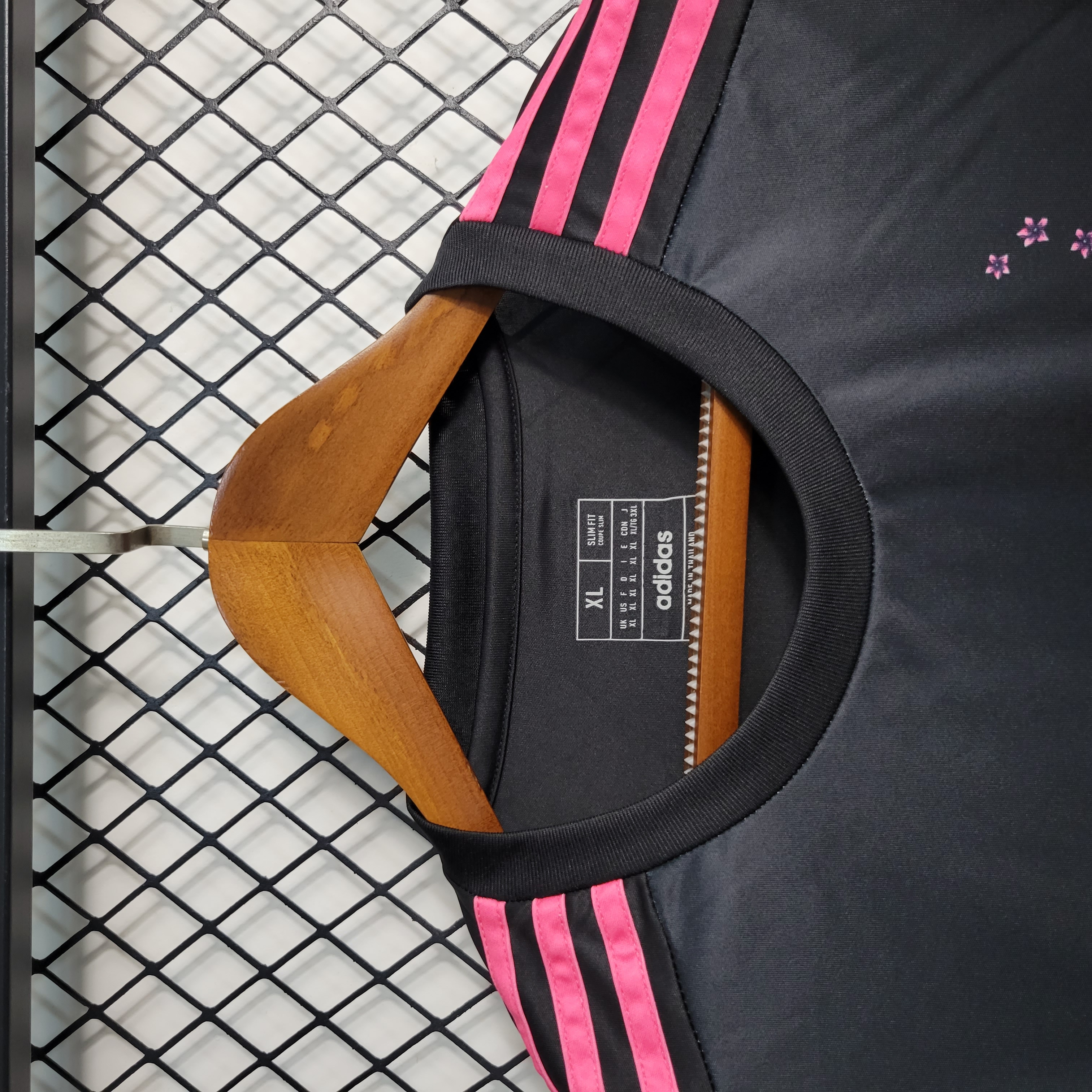 Japan 23-24 Black Training Jersey - Fans Version