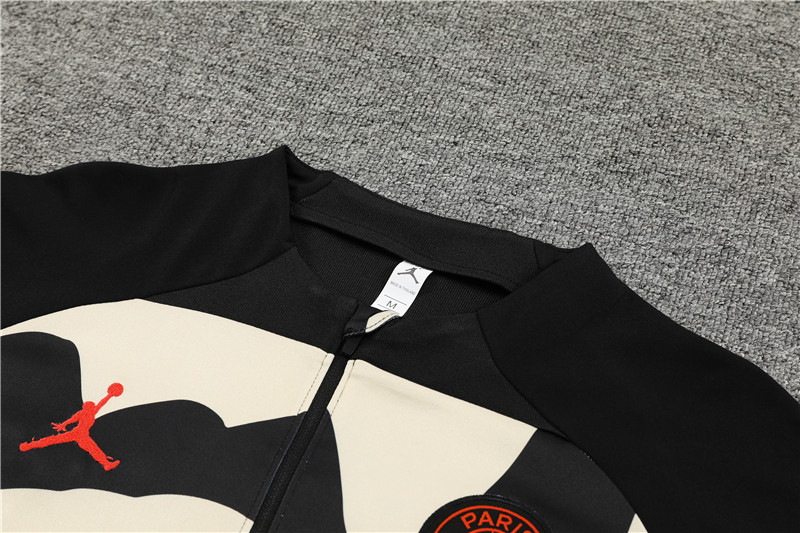 Paris Saint-Germain PSG 23-24 Long Sleeve Training Set - Yellow and Black