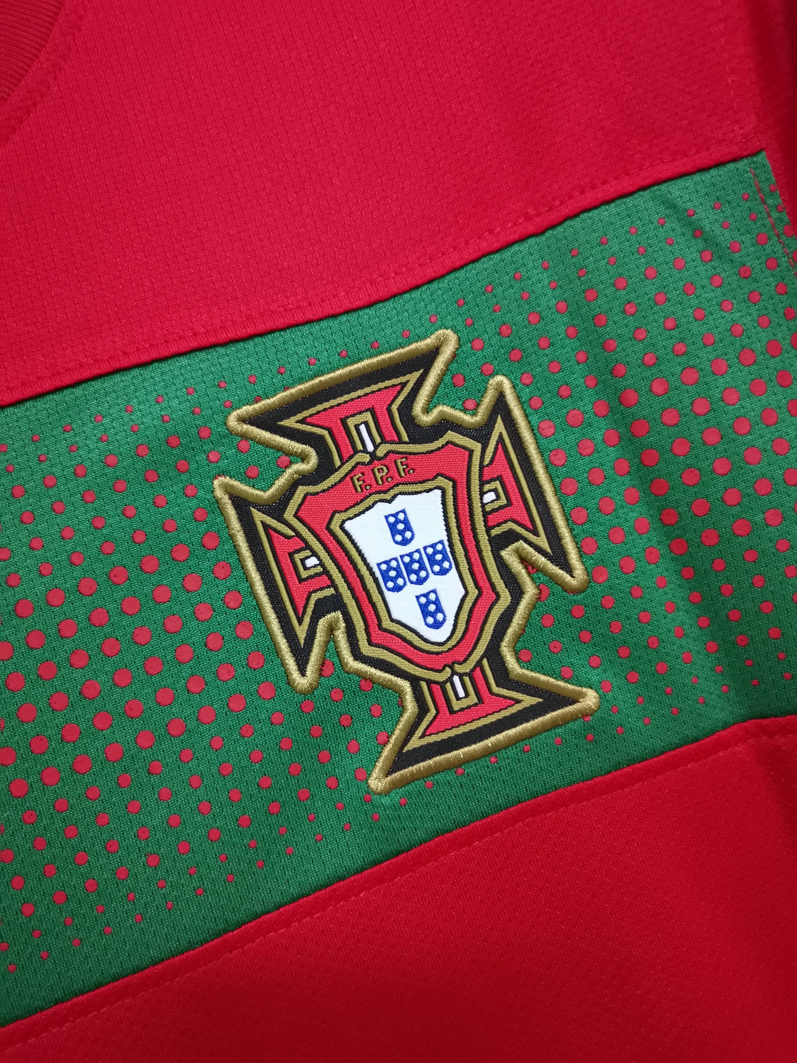 Retro Portugal 2010 Home Stadium Jersey