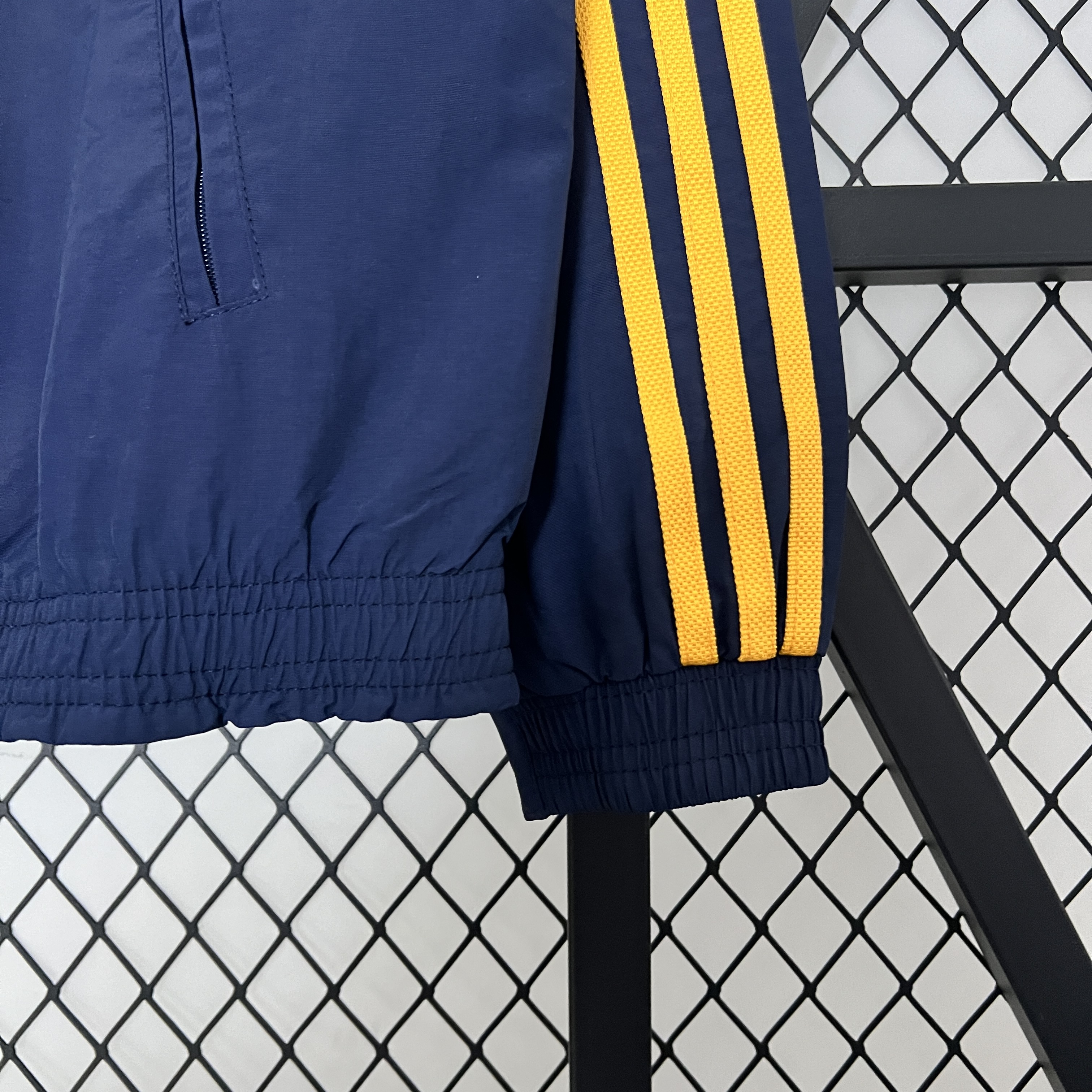 Real Madrid 23-24 Double Sided Windbreaker - Royal Blue