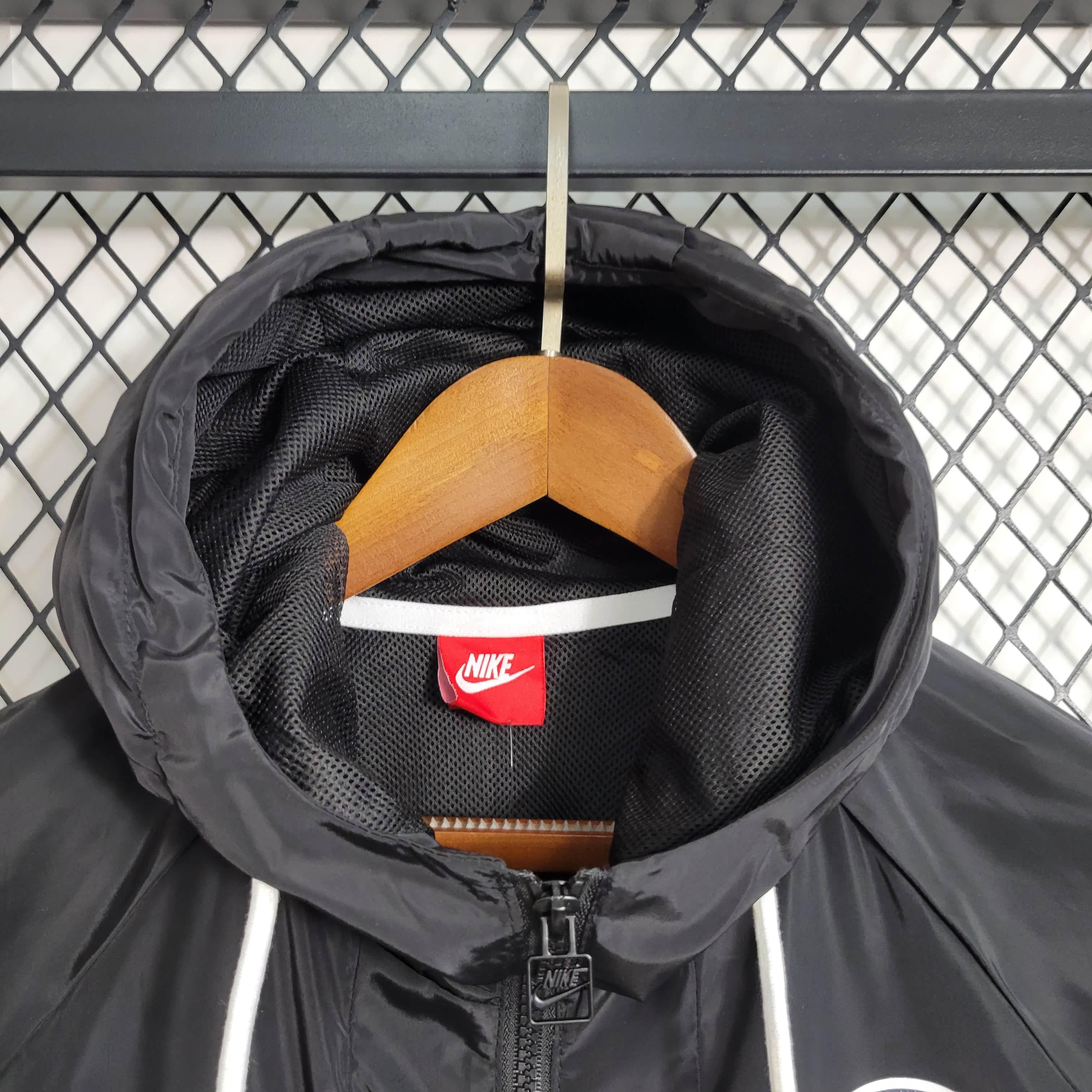 Paris Saint-Germain PSG 23-24 Windbreaker Jacket - Black