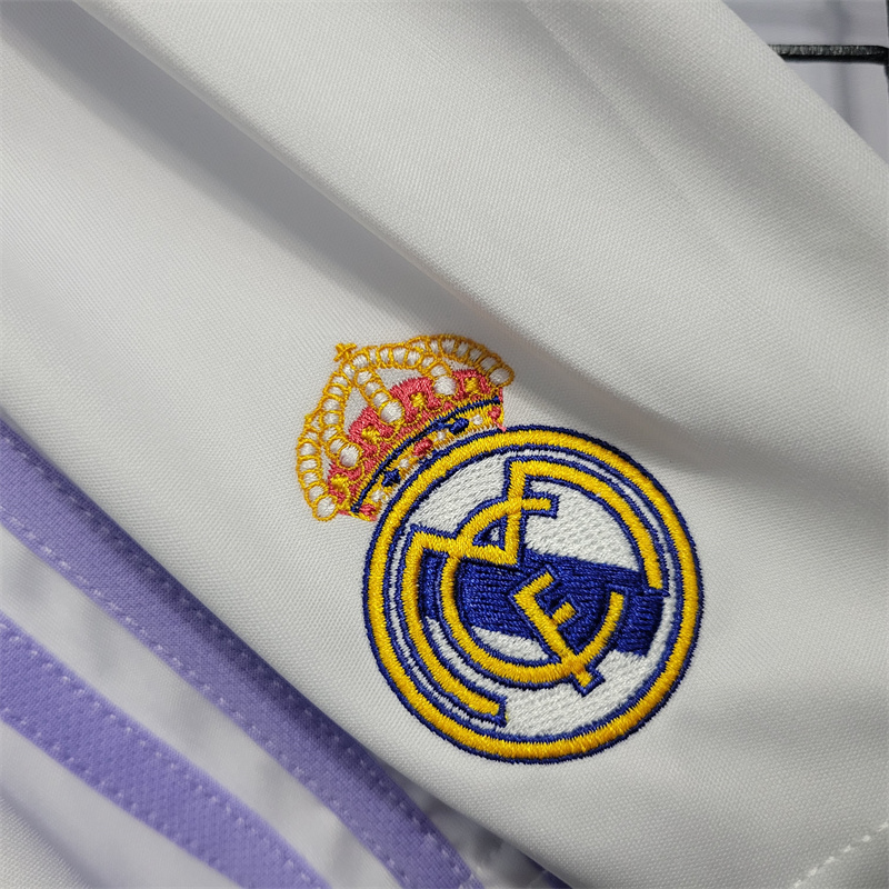 Real Madrid 22-23 Home Kids Kit