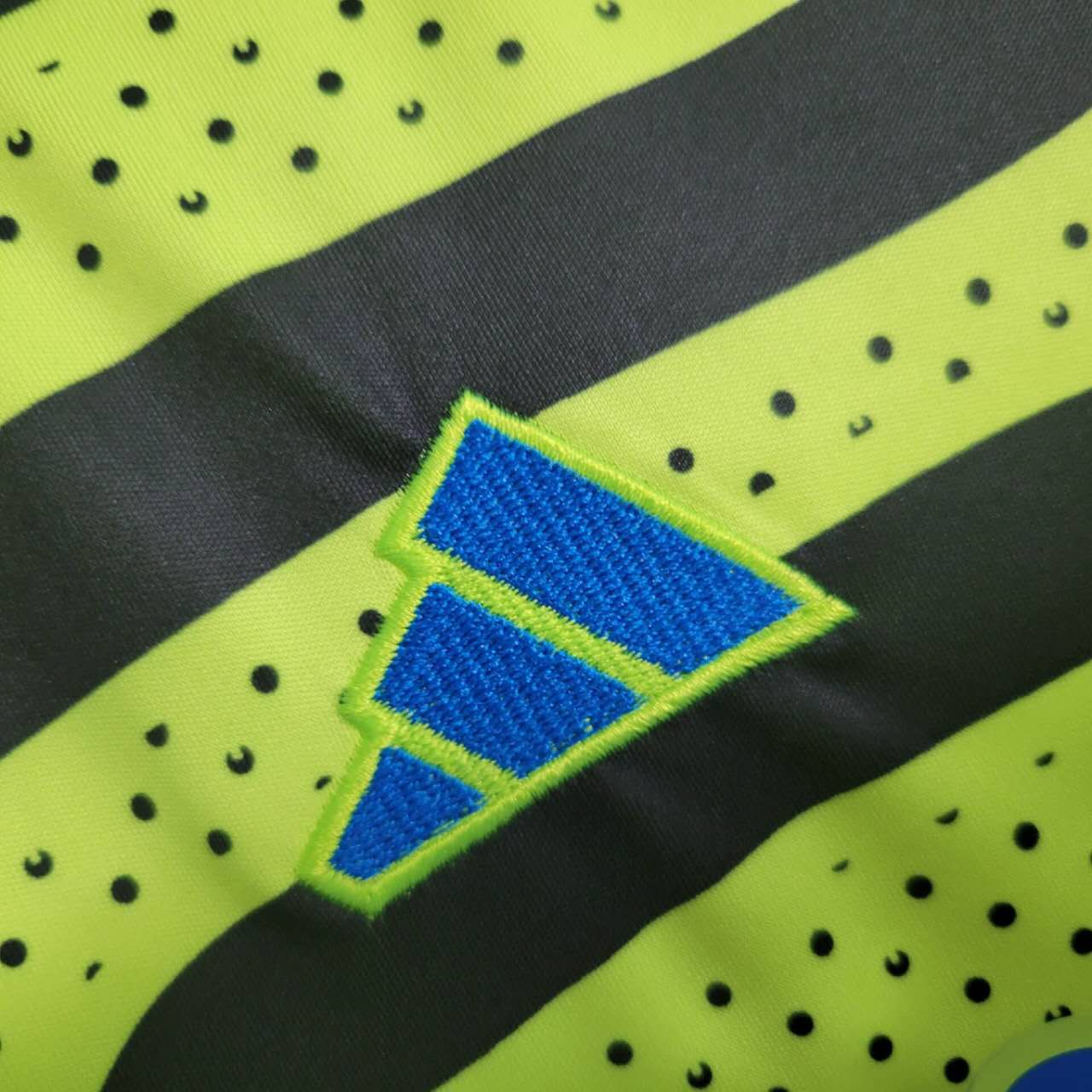 Arsenal 23-24 Away Stadium Women Shirt