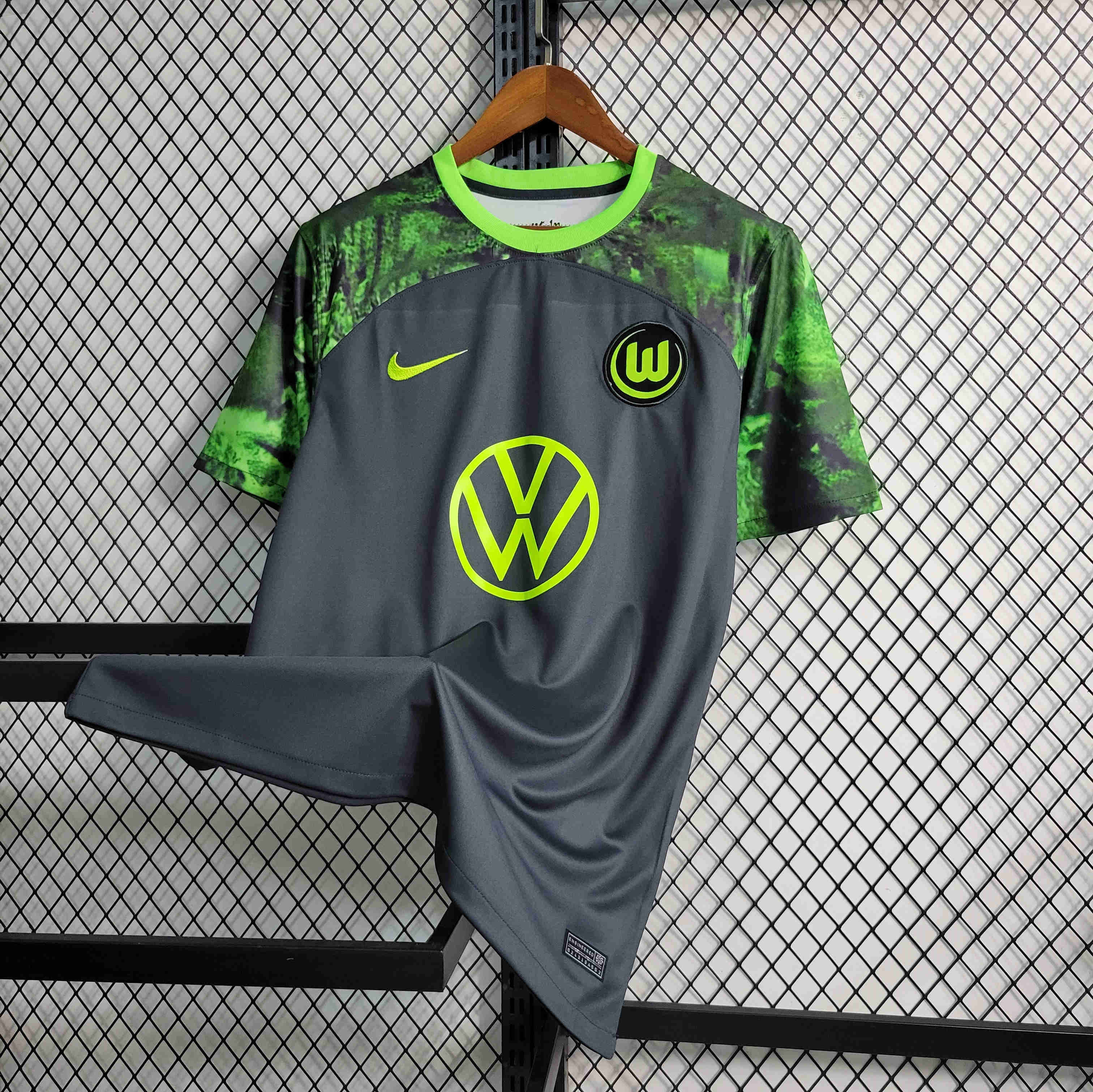 Wolfsburg 23-24 Away Jersey - Fans Version