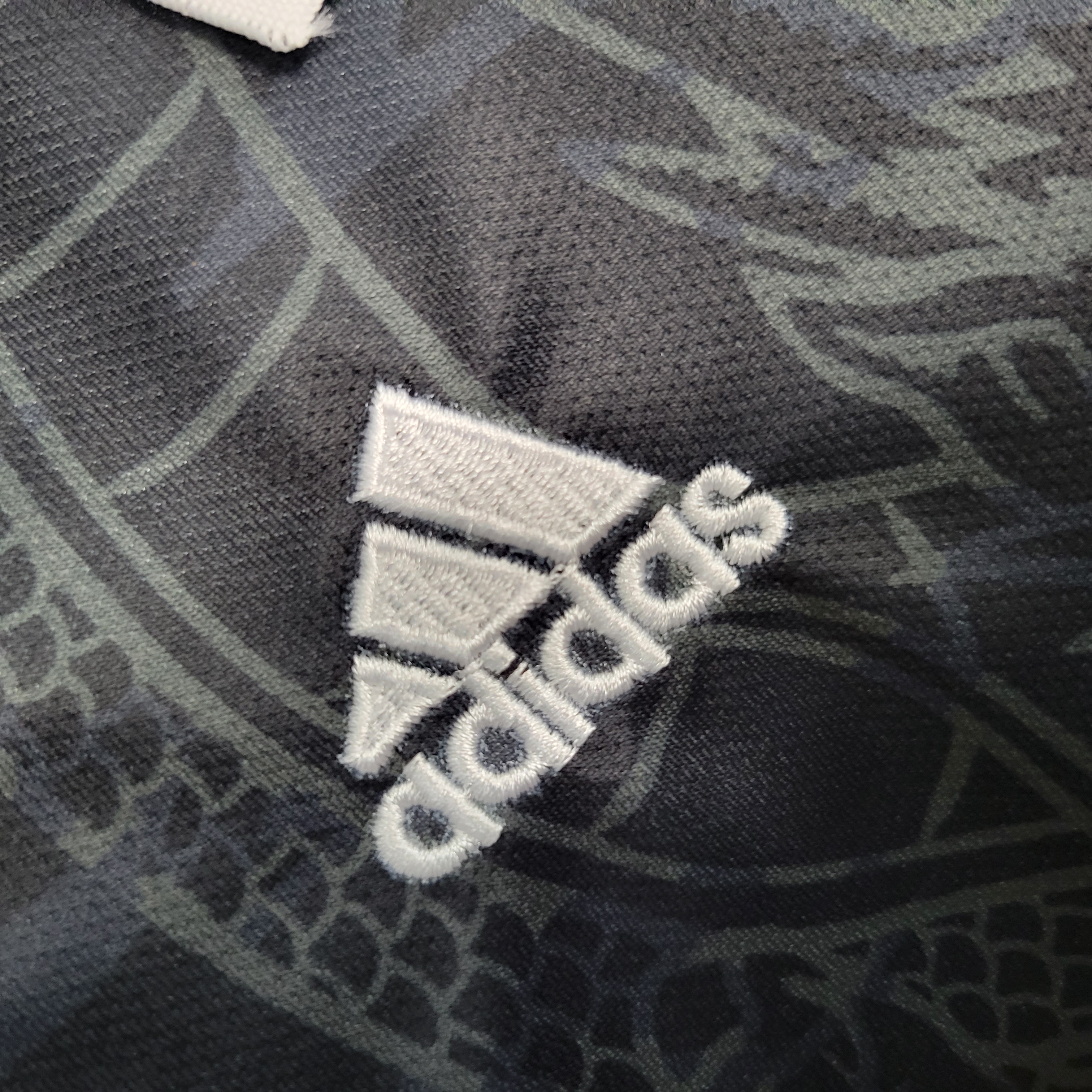 23-24 Real Madrid Special Edition Black Kit - Kids Kit