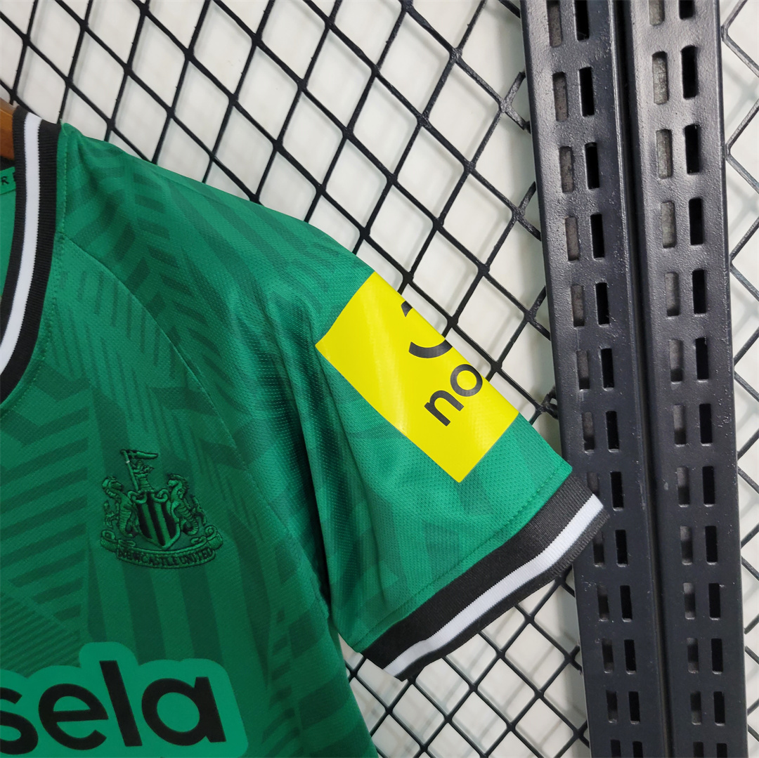 Newcastle United 23-24 Away Kids Kit