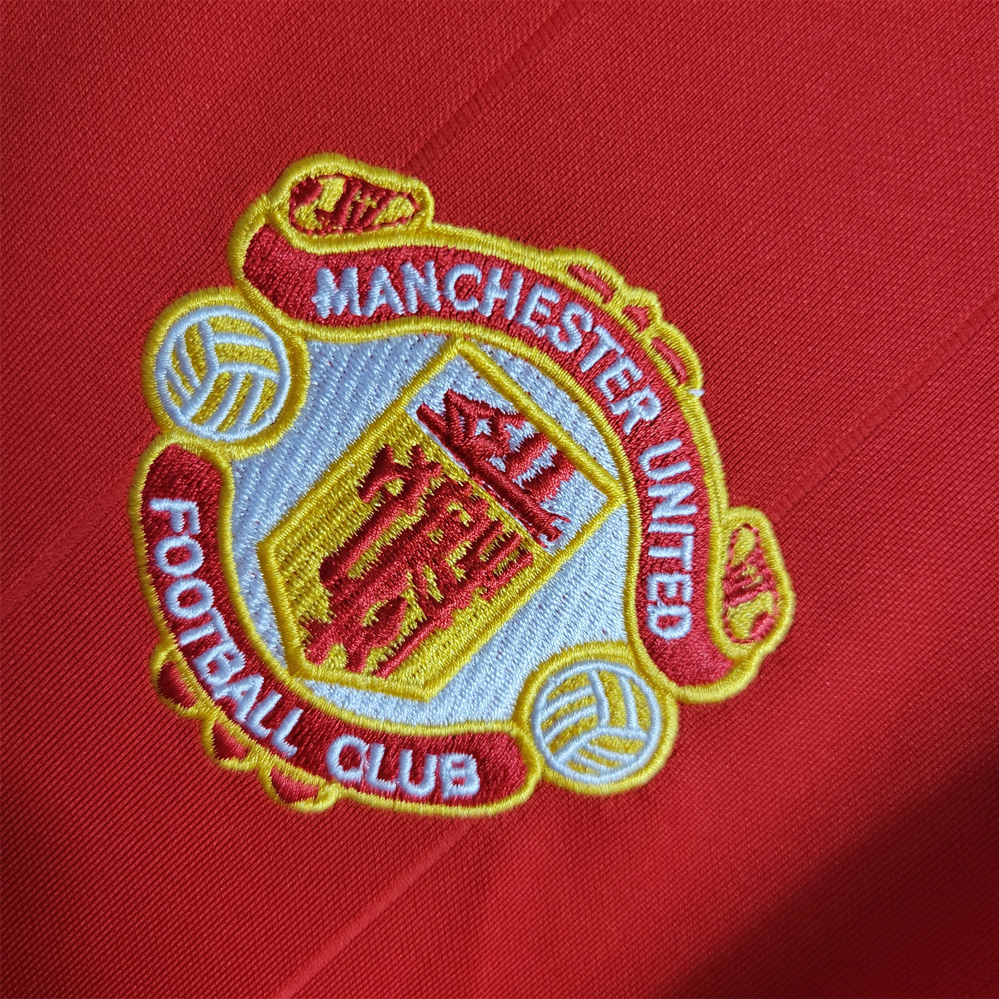 Manchester United Retro 83-84 Home Stadium Jersey