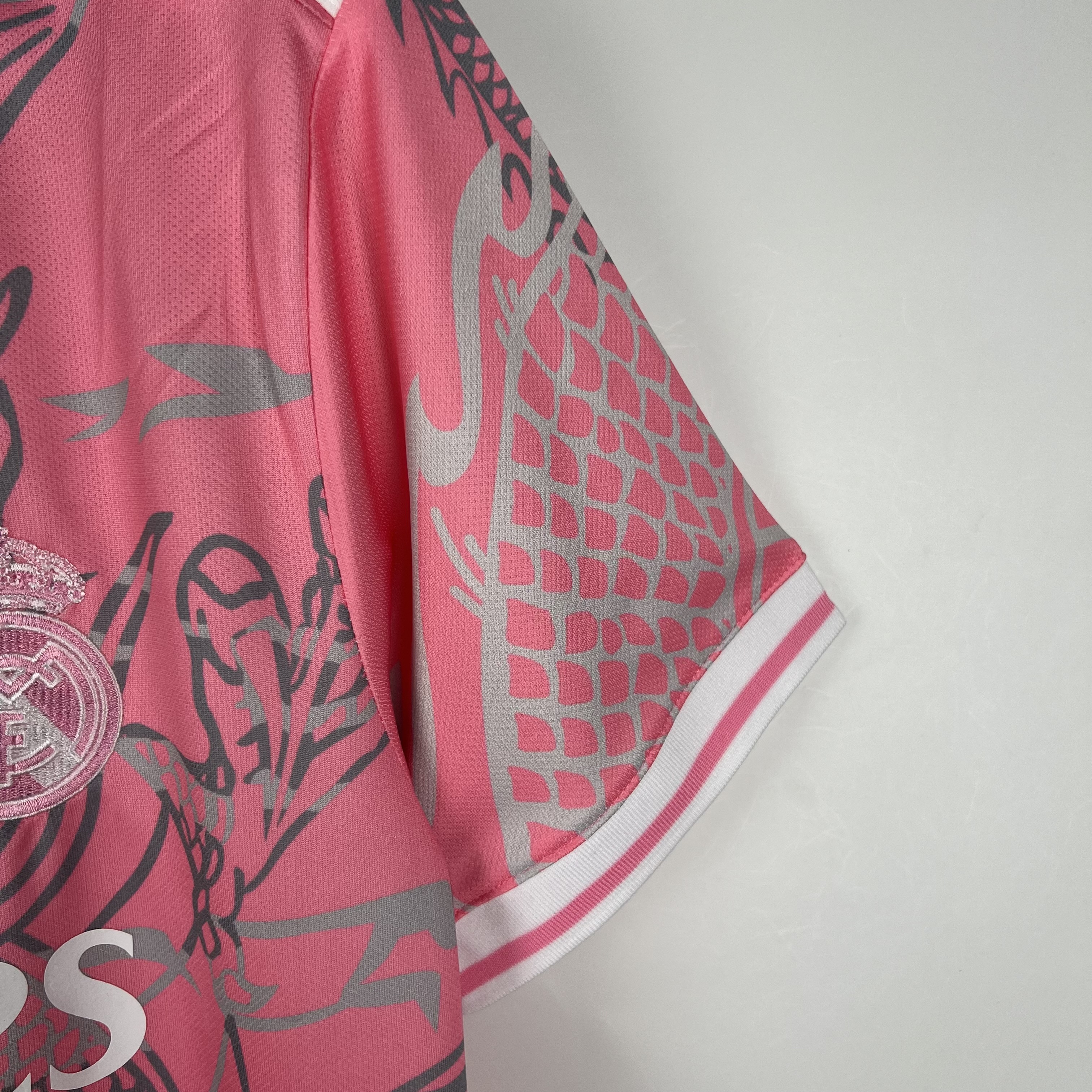 23/24 Real Madrid Pink Dargon Special Edition Jersey - Fans Version