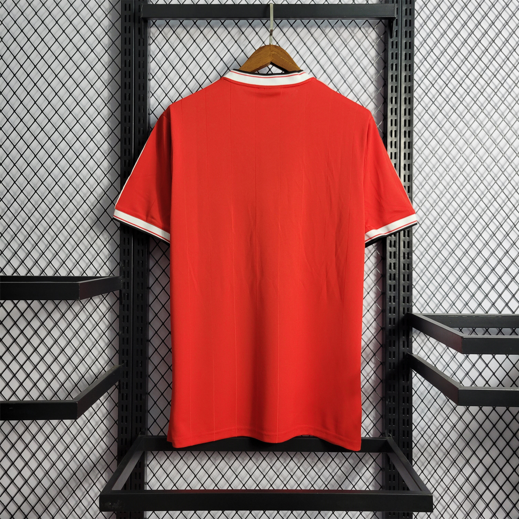 Manchester United Retro 83-84 Home Stadium Jersey