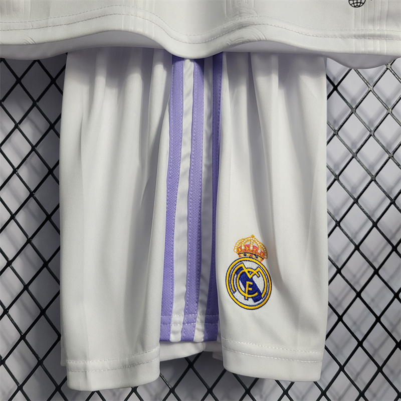 Real Madrid 22-23 Home Kids Kit
