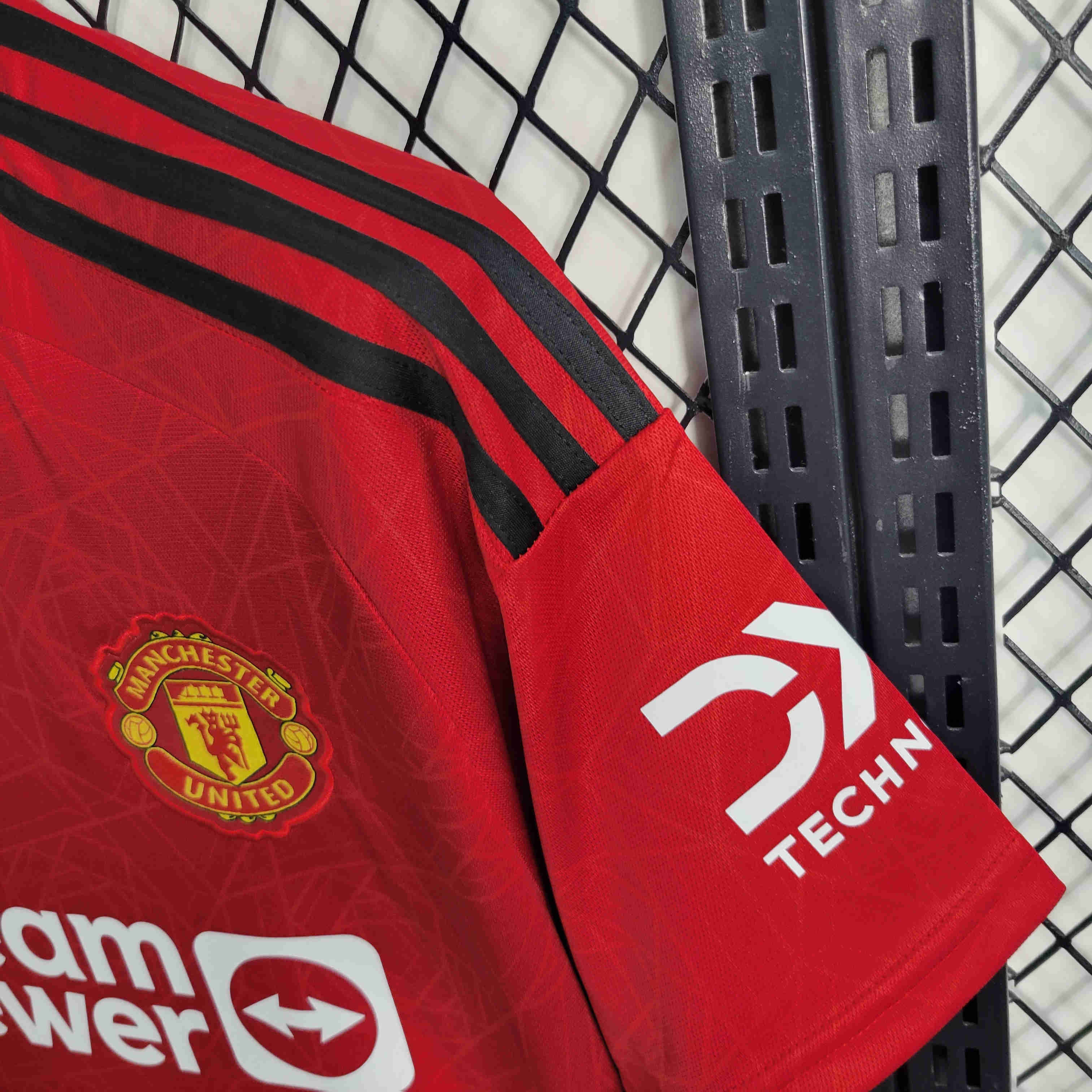 Manchester United 23-24 Home Jersey - Fans Version