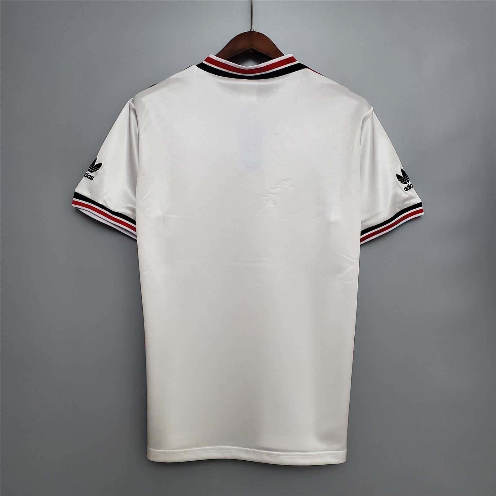 Manchester United Retro 85-86 Away Jersey