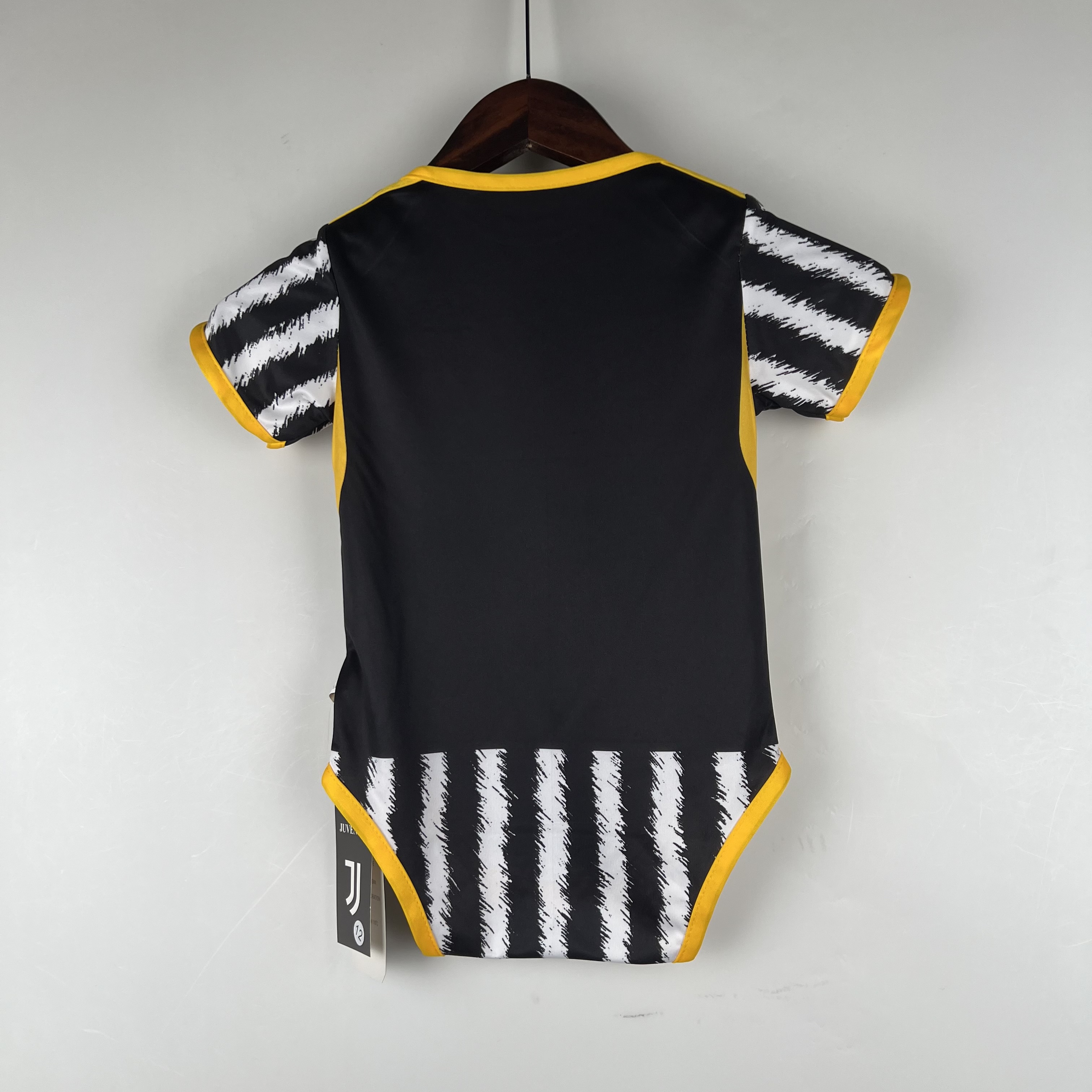 Juventus 23-24 Home Stadium Baby Crawling Suit