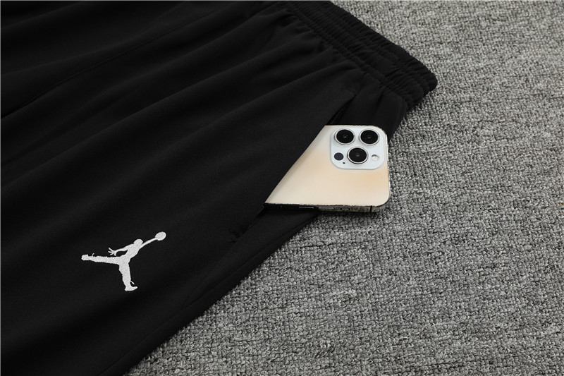 Paris Saint-Germain PSG 23-24 Long Sleeve Training Set -Beige