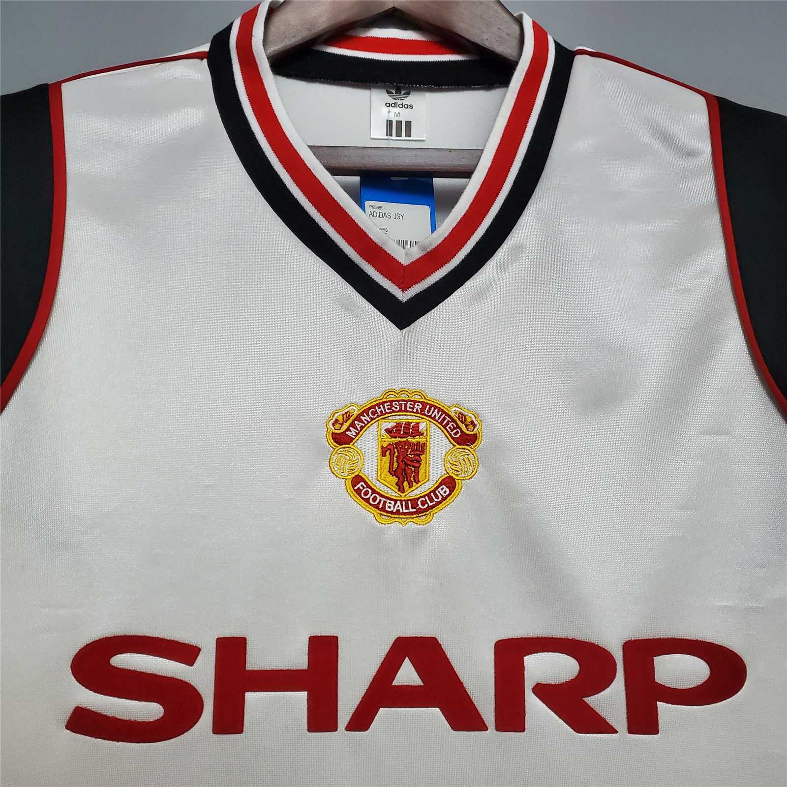 Manchester United Retro 85-86 Away Jersey